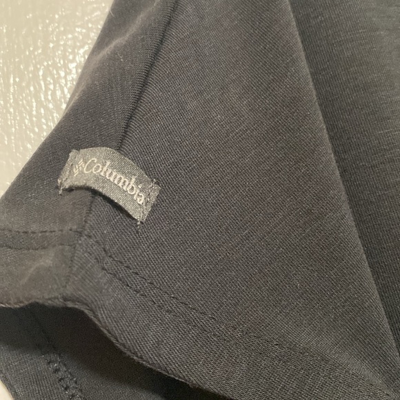 Columbia Lightweight Women’s TShirt - Picture 3 of 4